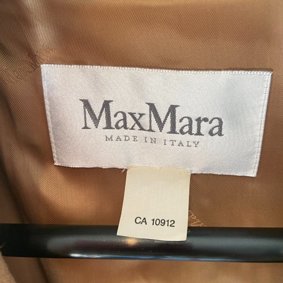 MAX MARA 100% Camel hair belted trench US 6 - Picture 4 of 6